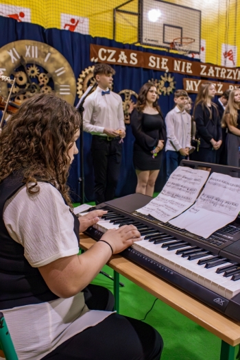 Koniec roku I-122