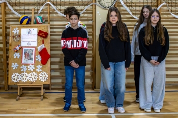 Mikołajki - Turniej Dwójek Siatkarskich - dekoracja (3)